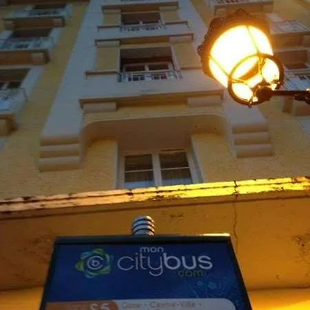 圣让公寓式酒店 卢德