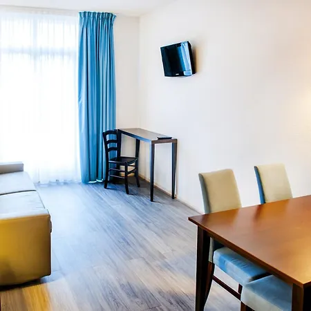 圣让公寓式酒店 卢德