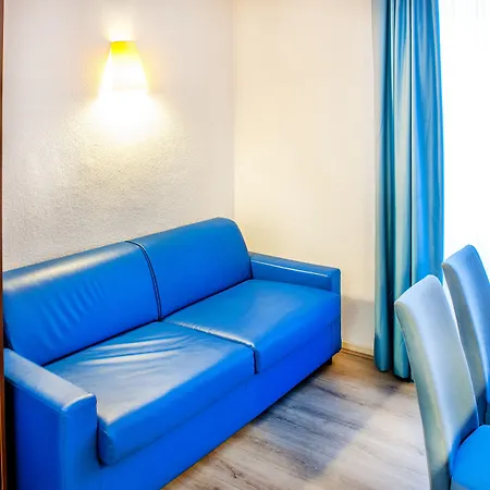 圣让公寓式酒店 2* 卢德