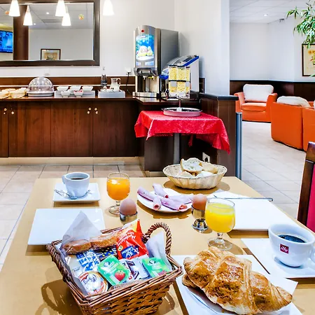 圣让公寓式酒店 2*