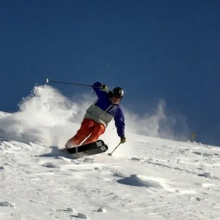 圣让公寓式酒店 卢德