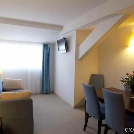 圣让公寓式酒店