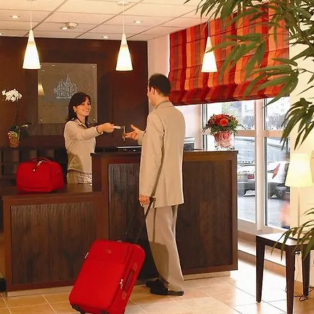 Saint Jean Aparthotel 2*