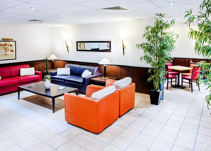 Saint Jean 2* Лурд