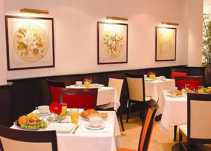 アパルトテル サン ジャン 2* ルルド